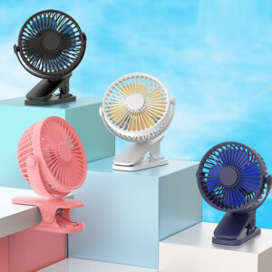 Quạt kẹp bàn cố định pin 1200